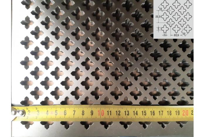 Děrovaný plech Křížek ostrý 11 ocel