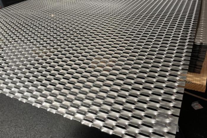 Tahokov ocelový PRIVAT 47x18/8