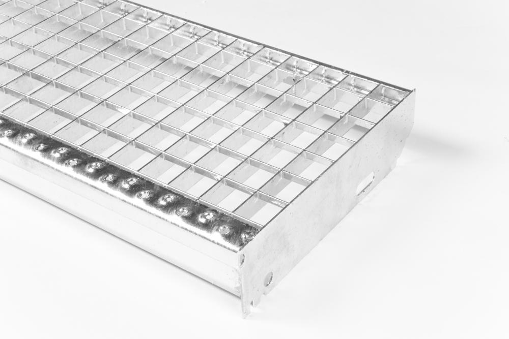 Schodišťové stupně 1400x305