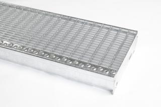 Schodišťové stupně 600x270